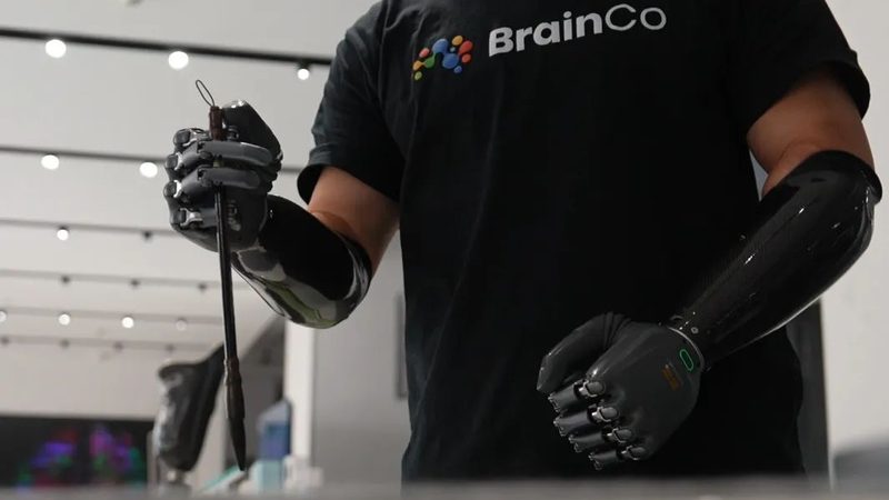 制造业数据中台：构建智能工厂的数字基石**